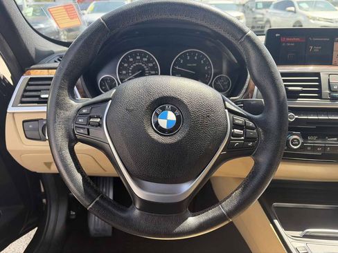 Used 2018 BMW 320i Sedan RWD image 38