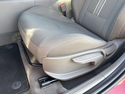Used 2024 Hyundai Elantra SEL FWD image 17