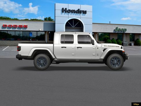 New 2026 Jeep Gladiator Sport AWD/4WD image 9