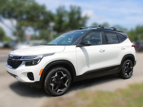 New 2026 Kia Seltos S image 14