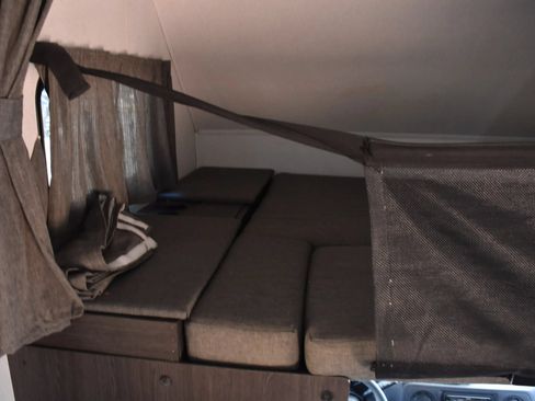 Used 2022 Ford E-450 and Econoline 450 Super Duty w/ Motorhome Prep Package RWD image 41