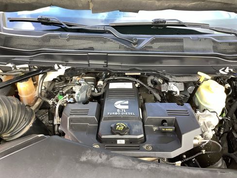 Used 2023 RAM 3500 Tradesman image 14