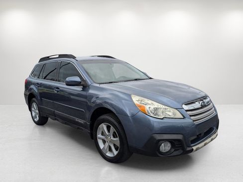 Used 2014 Subaru Outback 2.5i Limited w/ Moonroof Package image 3