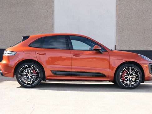 Used 2022 Porsche Macan GTS AWD/4WD image 12