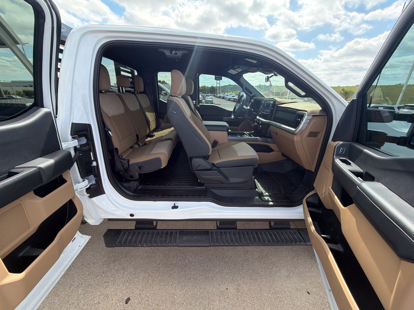 Used 2026 Ford F250 XLT w/ 360-Degree Camera Package AWD/4WD image 33
