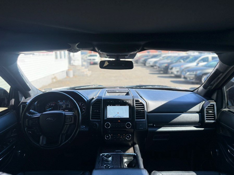 Used 2018 Ford Expedition Max Limited w/ Equipment Group 302A AWD/4WD image 11