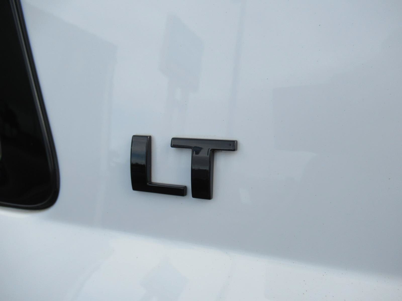 Used 2020 Chevrolet Tahoe LT w/ RST Edition RWD image 16