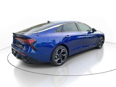 Used 2025 Kia K5 GT-Line w/ GT-Line Premium Package image 4