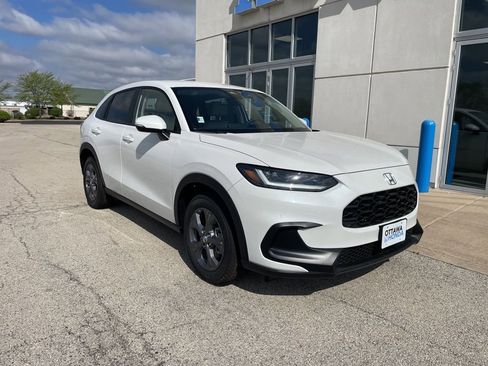 New 2026 Honda HR-V LX image 1