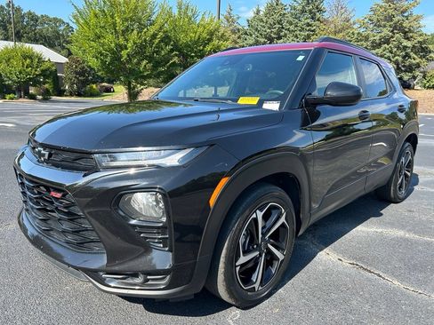 Used 2021 Chevrolet TrailBlazer RS w/ Sun and Liftgate Package FWD image 60