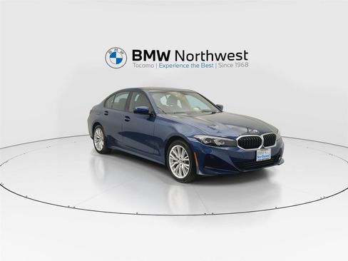 Used 2023 BMW 330i xDrive Sedan w/ Driving Assistance Package AWD/4WD image 6