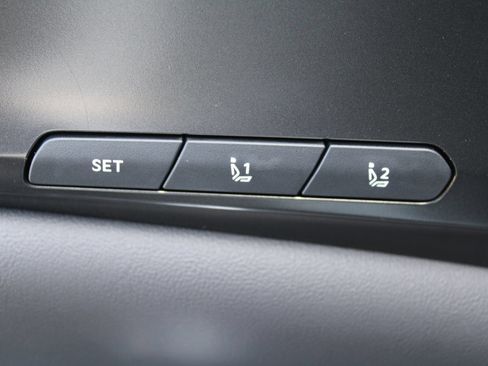 New 2026 Kia Carnival SX w/ SX Dark Edition Package FWD image 28