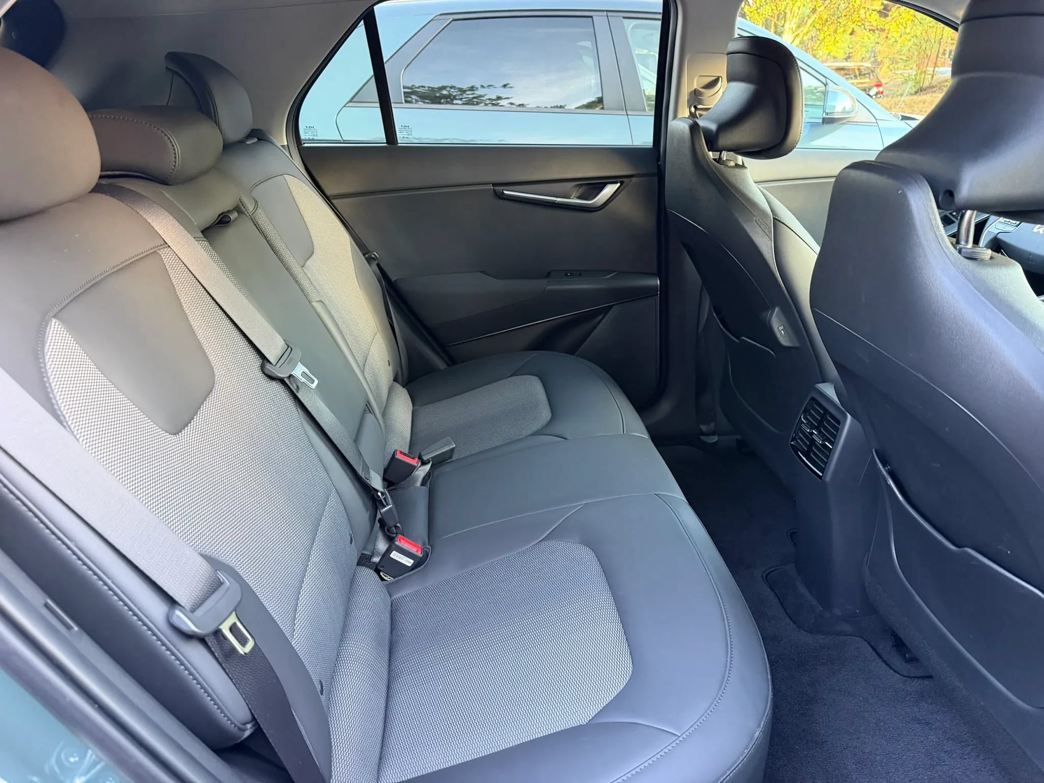 Used 2023 Kia Niro Wind FWD image 19