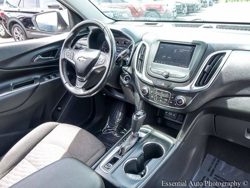Used 2020 Chevrolet Equinox LT w/ Driver Convenience Package AWD/4WD image 25