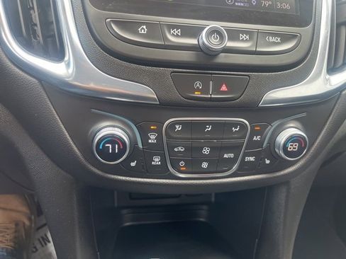 Used 2023 Chevrolet Equinox LT image 14