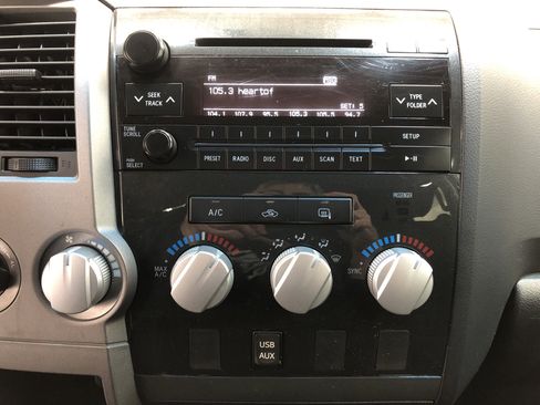 Used 2012 Toyota Tundra 4x4 Double Cab w/ Tow Pkg image 20