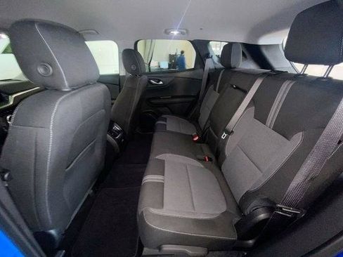 Used 2024 Chevrolet Blazer LT w/ Convenience Package FWD image 15