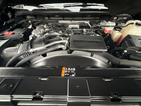 Certified 2024 GMC Sierra 2500 Denali w/ Denali Reserve Package image 37