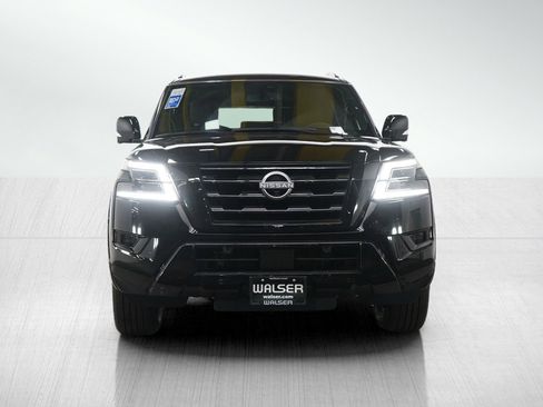 Used 2023 Nissan Armada SL image 9