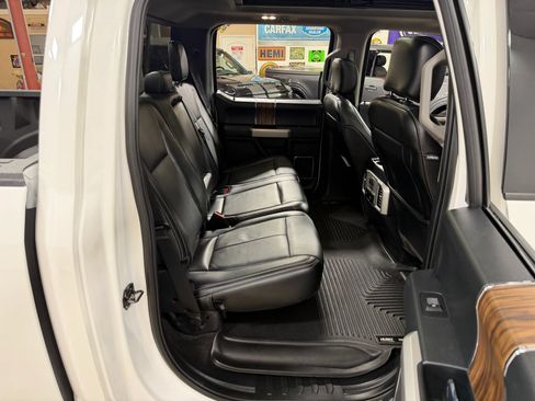 Used 2020 Ford F150 Lariat w/ Equipment Group 502A Luxury RWD image 18