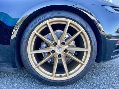 Used 2021 Porsche 911 Carrera RWD image 10