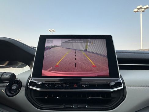 Used 2023 Jeep Compass Limited w/ Elite Group image 18