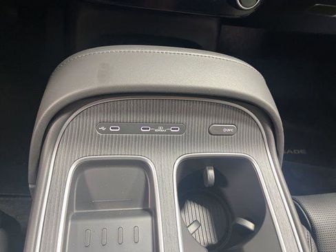 New 2026 Hyundai Palisade Calligraphy FWD image 21