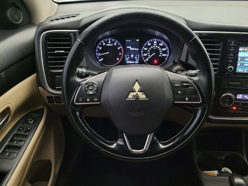 Used 2016 Mitsubishi Outlander SE FWD image 22
