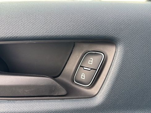 New 2025 Ford Maverick XL w/ Equipment Group 101A image 17