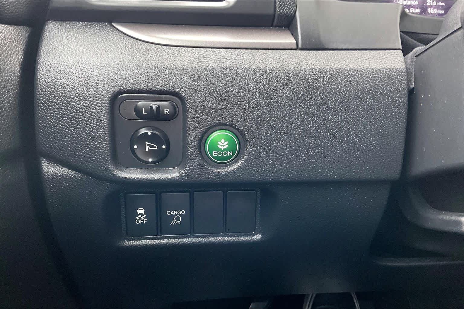 Used 2017 Honda Ridgeline RT image 31