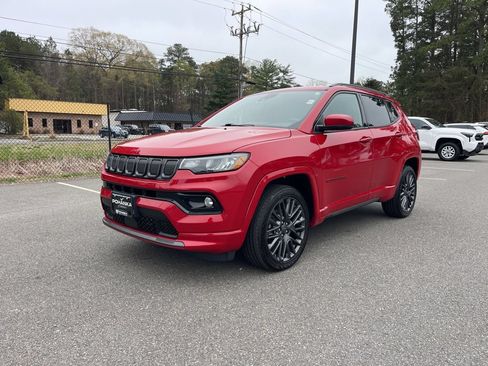 Used 2022 Jeep Compass Limited AWD/4WD image 2