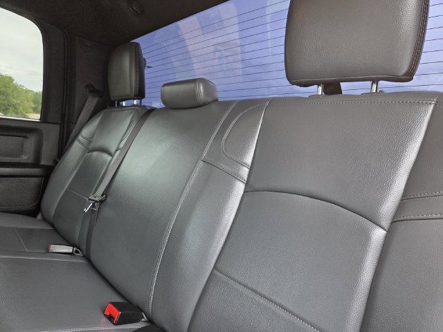 Used 2025 RAM 3500 Tradesman w/ Chrome Appearance Group AWD/4WD image 29