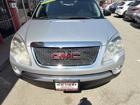 Used 2012 GMC Acadia SLE FWD image 2