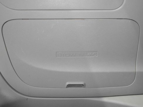 Certified 2018 Chrysler Pacifica Limited FWD image 23