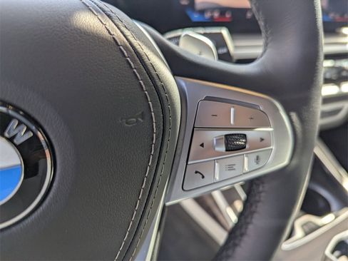 Certified 2025 BMW X7 xDrive40i w/ Executive Package image 20