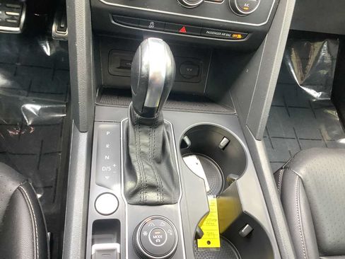 Used 2021 Volkswagen Atlas SE AWD/4WD image 18