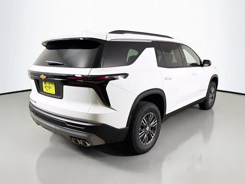 New 2026 Chevrolet Traverse LT w/ LPO, Floor Liner Package AWD/4WD image 5