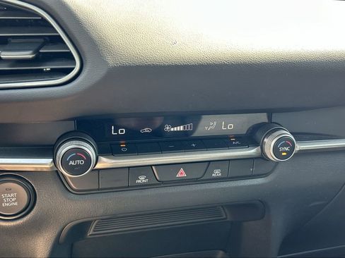 Used 2023 MAZDA CX-30 AWD 2.5 S w/ Select Package image 21