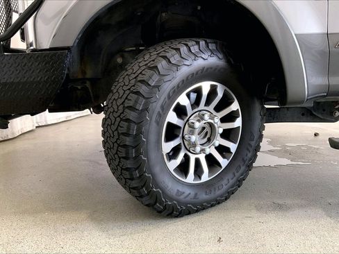 Used 2021 Ford F250 Lariat w/ Lariat Value Package AWD/4WD image 20