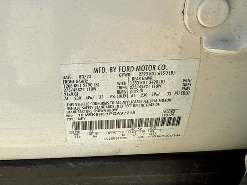 Used 2023 Ford Explorer Platinum w/ Technology Package AWD/4WD image 36