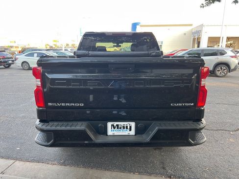 Used 2019 Chevrolet Silverado 1500 Custom w/ Infotainment Package image 6