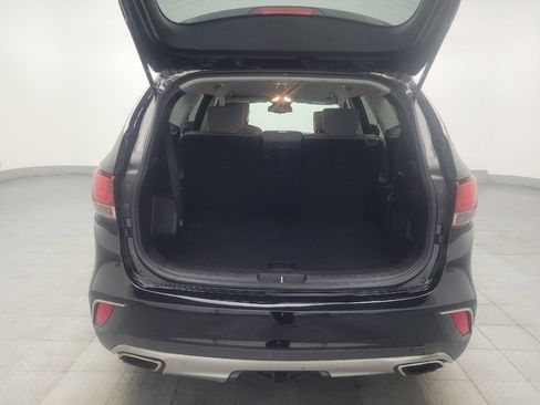 Used 2018 Hyundai Santa Fe SE FWD image 29