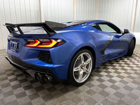 Used 2021 Chevrolet Corvette Stingray Preferred Cpe w/ Battery Protection Package RWD image 17