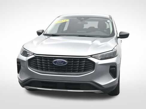 Certified 2024 Ford Escape Active w/ Cold Weather Package FWD image 2