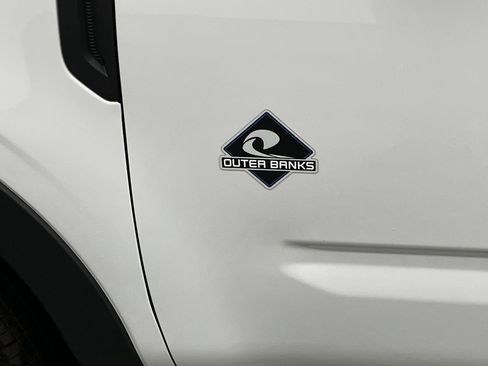 Used 2025 Ford Bronco Sport Outer Banks image 34