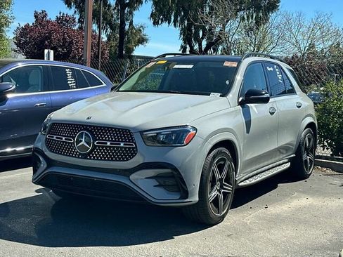 Used 2024 Mercedes-Benz GLE 450 4MATIC image 2