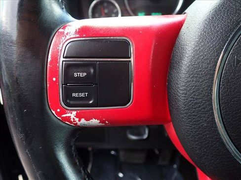 Used 2018 Jeep Wrangler Unlimited Sahara AWD/4WD image 12