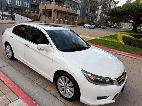 Used 2015 Honda Accord EX image 25