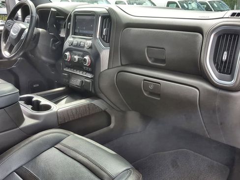 Used 2022 GMC Sierra 2500 Denali w/ Denali Ultimate Package AWD/4WD image 30