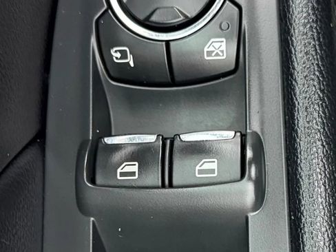 Used 2016 Ford Explorer Limited w/ Equipment Group 301A image 27